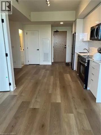 33 Erie Avenue Brantford ON N3S 2E7