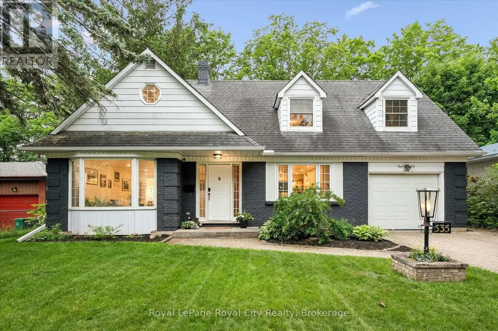 535 Sprucehill Avenue Waterloo ON N2L 4V8