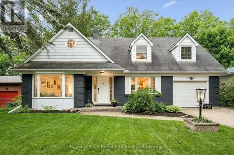 535 Sprucehill Avenue Waterloo ON N2L 4V8