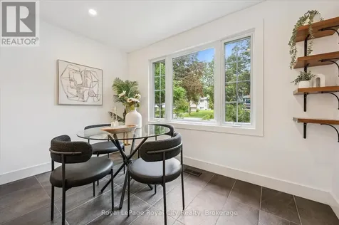535 Sprucehill Avenue Waterloo ON N2L 4V8