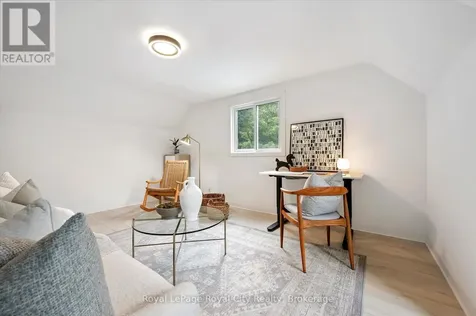 535 Sprucehill Avenue Waterloo ON N2L 4V8