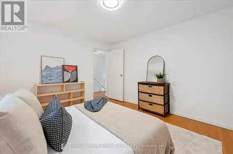 535 Sprucehill Avenue Waterloo ON N2L 4V8