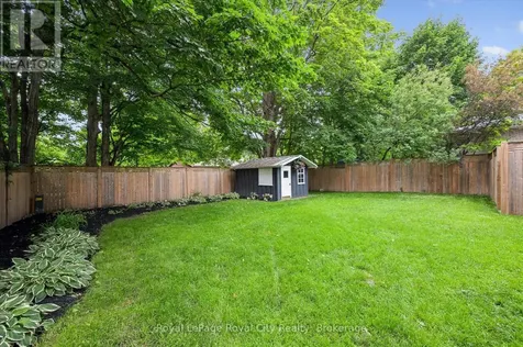 535 Sprucehill Avenue Waterloo ON N2L 4V8