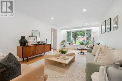 535 Sprucehill Avenue Waterloo ON N2L 4V8