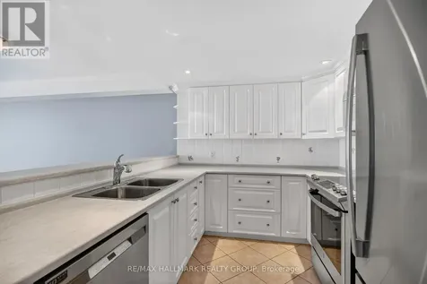 51 Robson Court Ottawa ON K2K 2W1