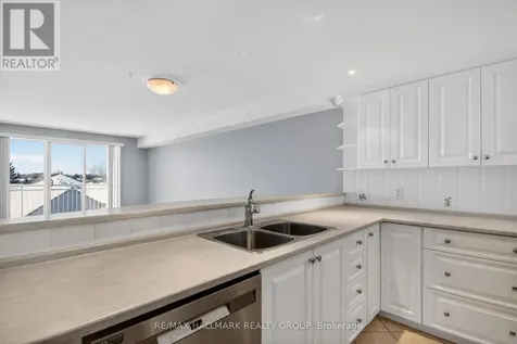51 Robson Court Ottawa ON K2K 2W1