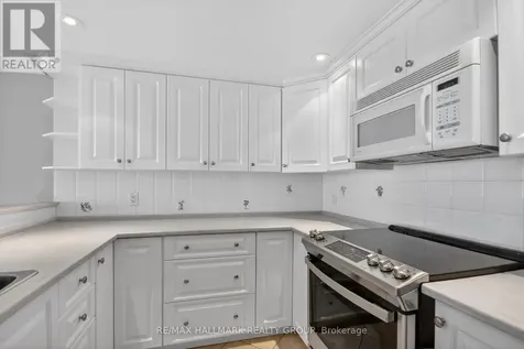 51 Robson Court Ottawa ON K2K 2W1