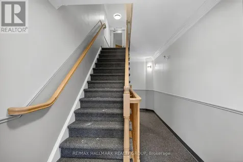 51 Robson Court Ottawa ON K2K 2W1