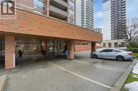 222 Jackson Street West Hamilton ON L8P 4S5