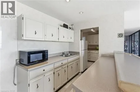 222 Jackson Street West Hamilton ON L8P 4S5