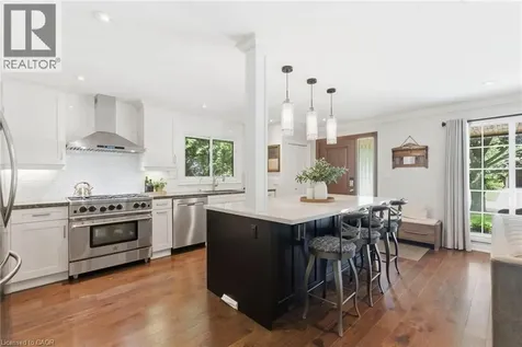 5203 Cedarbrook Crescent Burlington ON L7L 3P9