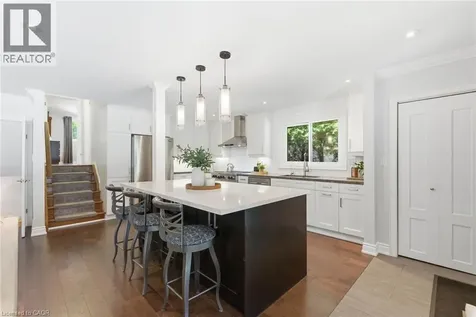5203 Cedarbrook Crescent Burlington ON L7L 3P9