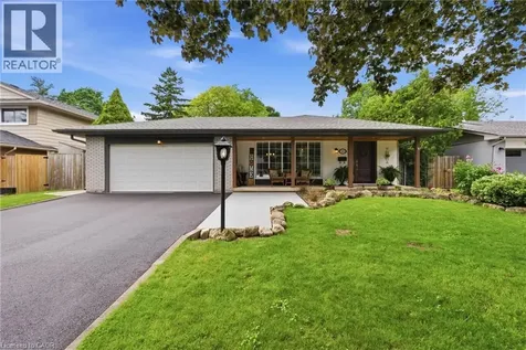 5203 Cedarbrook Crescent Burlington ON L7L 3P9