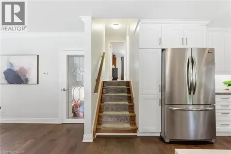 5203 Cedarbrook Crescent Burlington ON L7L 3P9