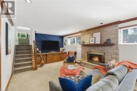 5203 Cedarbrook Crescent Burlington ON L7L 3P9