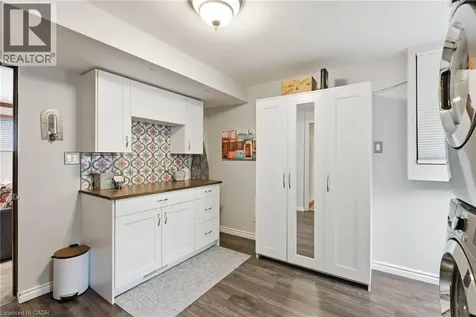 5203 Cedarbrook Crescent Burlington ON L7L 3P9