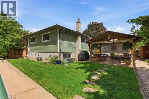5203 Cedarbrook Crescent Burlington ON L7L 3P9