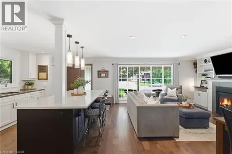5203 Cedarbrook Crescent Burlington ON L7L 3P9