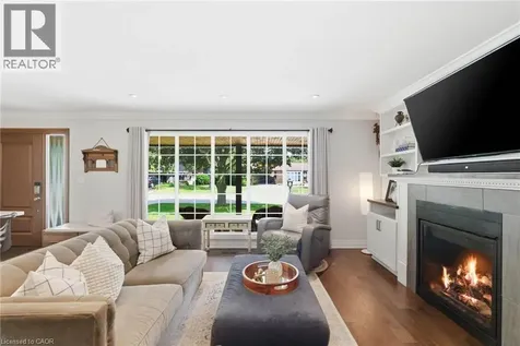 5203 Cedarbrook Crescent Burlington ON L7L 3P9