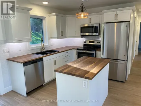 105 Maple Street Brockton ON N0G 2V0
