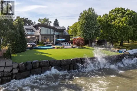 1540 Watersedge Road Mississauga (clarkson) ON L5J 1A4