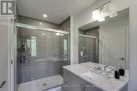 145 Boundstone Way Ottawa ON K2T 0E2