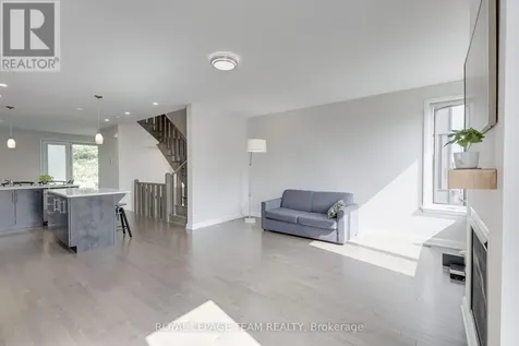 145 Boundstone Way Ottawa ON K2T 0E2