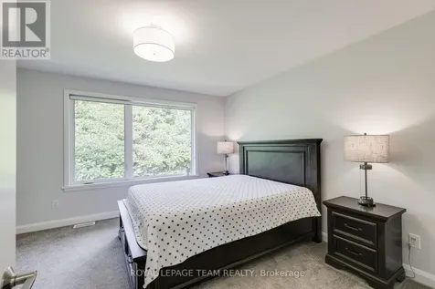 145 Boundstone Way Ottawa ON K2T 0E2
