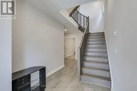 145 Boundstone Way Ottawa ON K2T 0E2