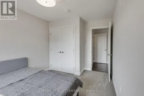 145 Boundstone Way Ottawa ON K2T 0E2