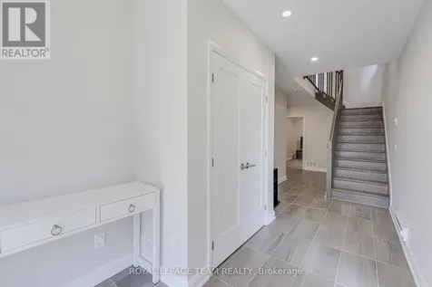 145 Boundstone Way Ottawa ON K2T 0E2