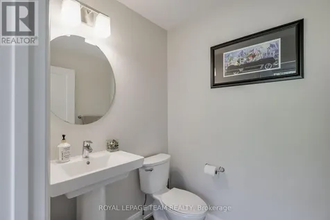145 Boundstone Way Ottawa ON K2T 0E2