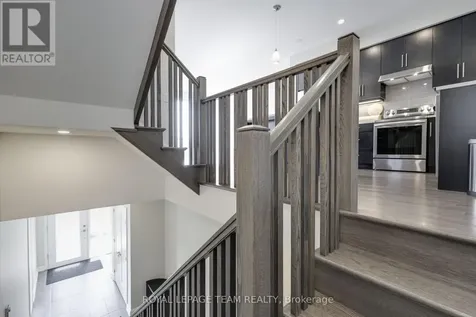 145 Boundstone Way Ottawa ON K2T 0E2