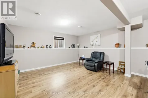 23 Fox Den Drive Brighton ON K0K 1H0