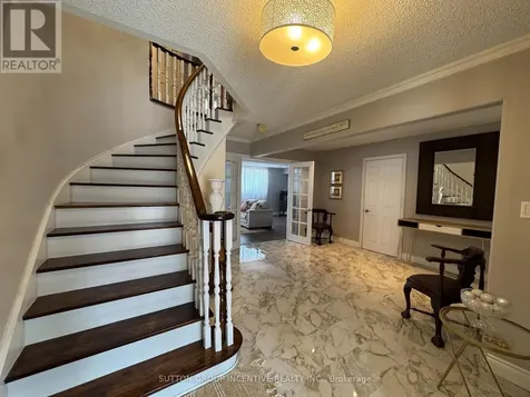 10 Celestine Court Tiny ON L9M 0H3