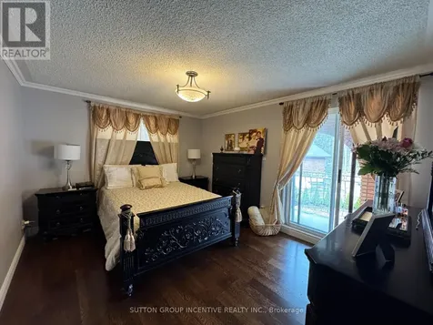 10 Celestine Court Tiny ON L9M 0H3