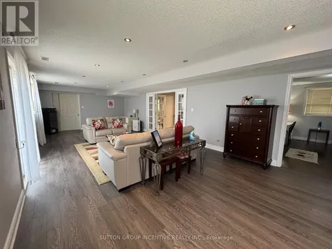 10 Celestine Court Tiny ON L9M 0H3