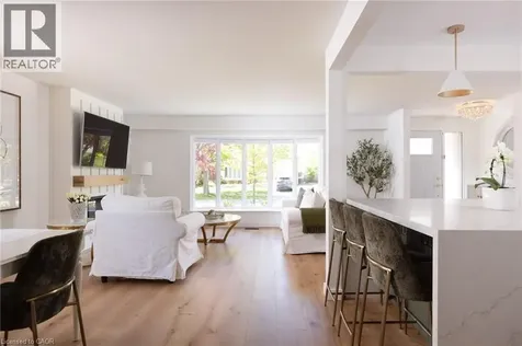 173 Chebucto Drive Oakville ON L6J 5R1