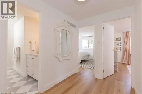 173 Chebucto Drive Oakville ON L6J 5R1