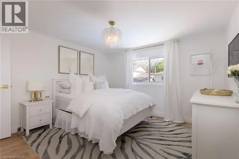 173 Chebucto Drive Oakville ON L6J 5R1
