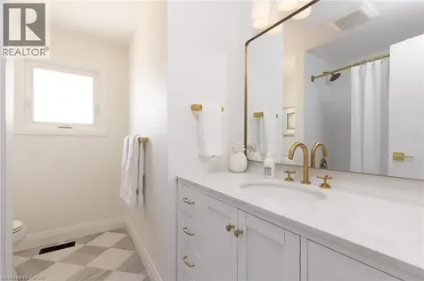 173 Chebucto Drive Oakville ON L6J 5R1
