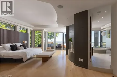 1540 Watersedge Road Mississauga ON L5J 1A4
