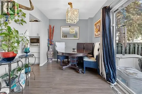 17 Old Pine Trail St. Catharines ON L2M 6P9