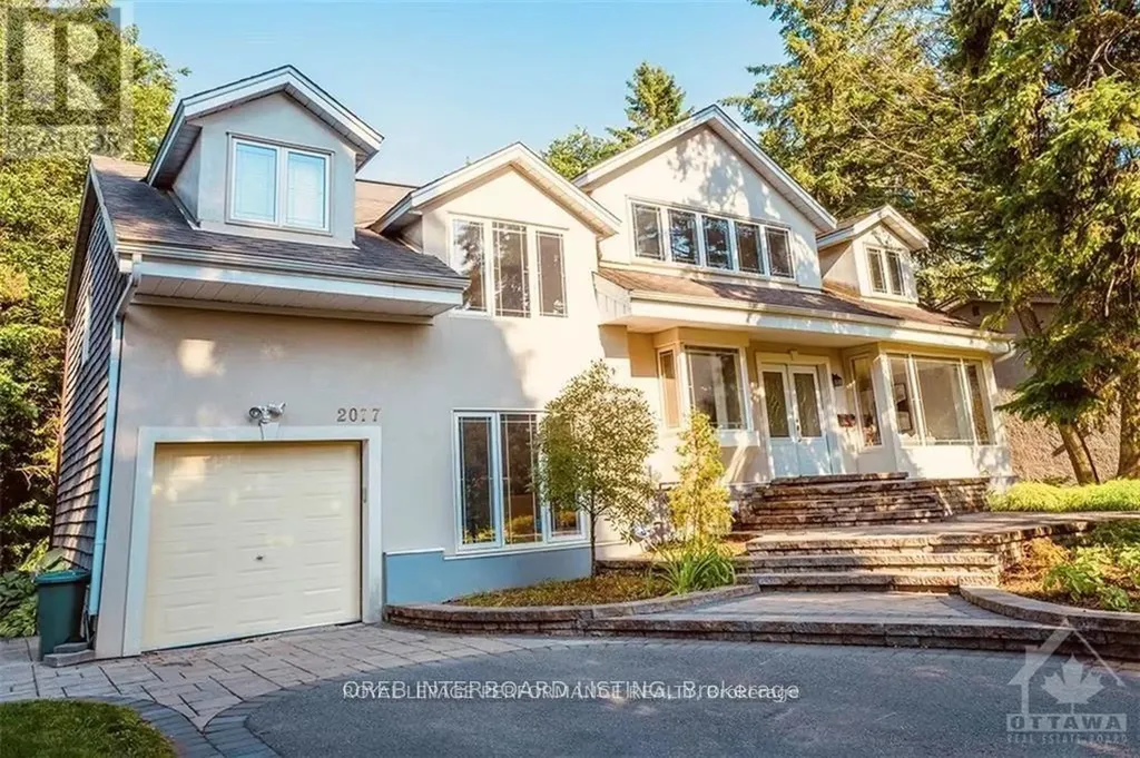 2077 Palmer Avenue Ottawa ON K1H 5Z3