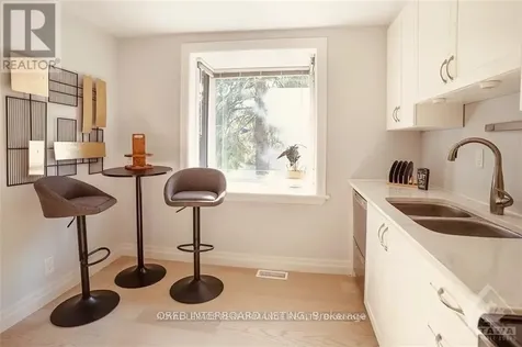 2077 Palmer Avenue Ottawa ON K1H 5Z3