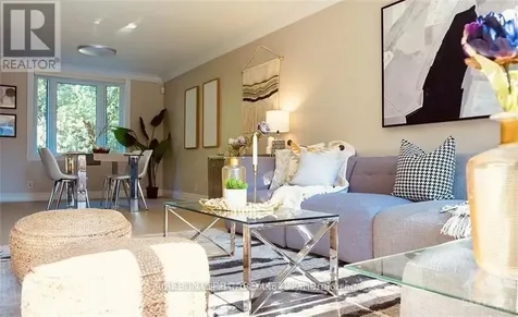 2077 Palmer Avenue Ottawa ON K1H 5Z3