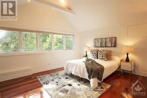 2077 Palmer Avenue Ottawa ON K1H 5Z3
