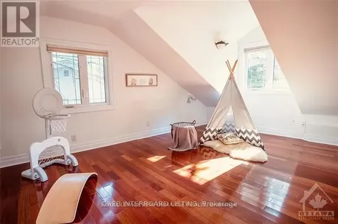 2077 Palmer Avenue Ottawa ON K1H 5Z3