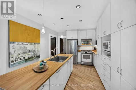 516 Queen Elizabeth Drive Ottawa ON K1S 3N4