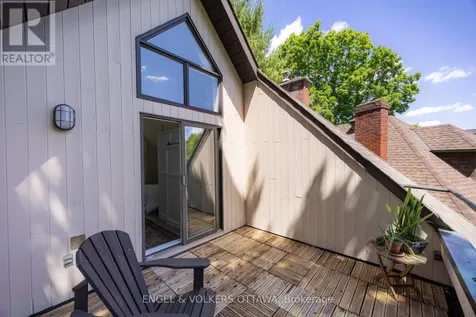 516 Queen Elizabeth Drive Ottawa ON K1S 3N4